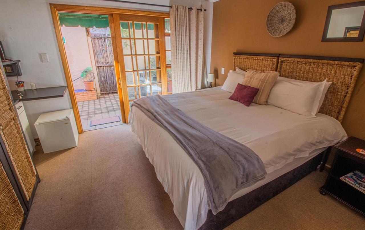 Charlie'S Spot - The Gardens Hotel Johannesburg Bagian luar foto