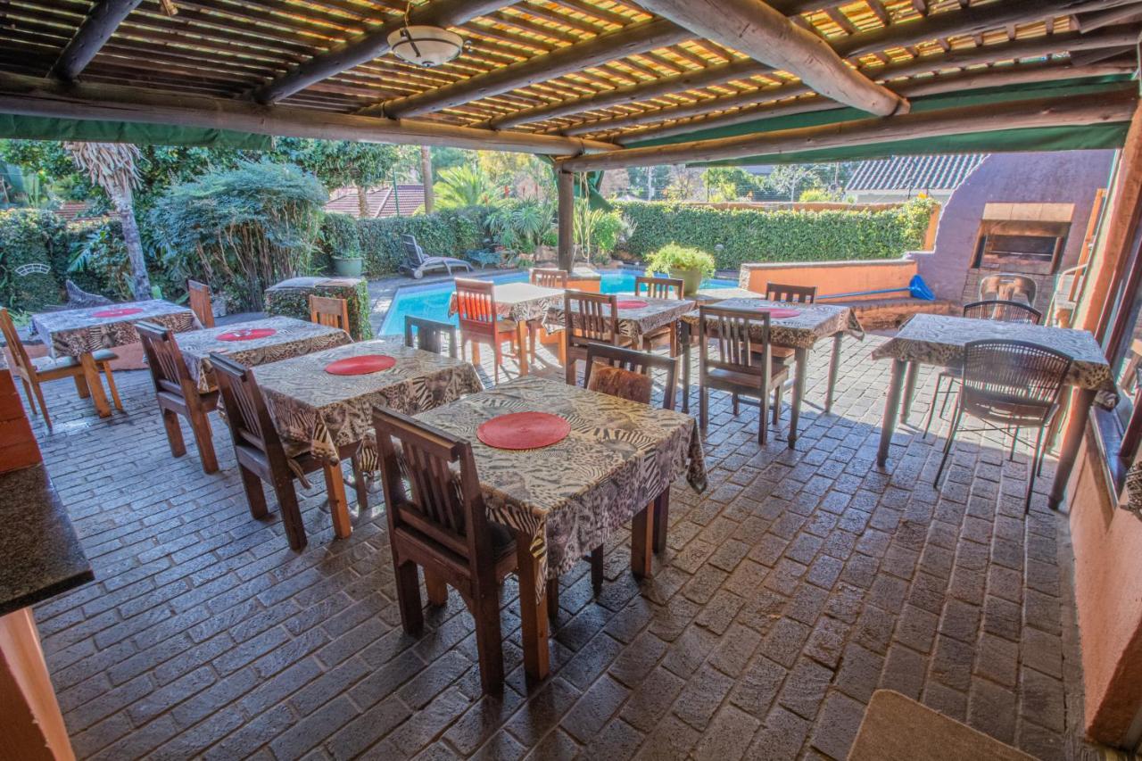 Charlie'S Spot - The Gardens Hotel Johannesburg Bagian luar foto