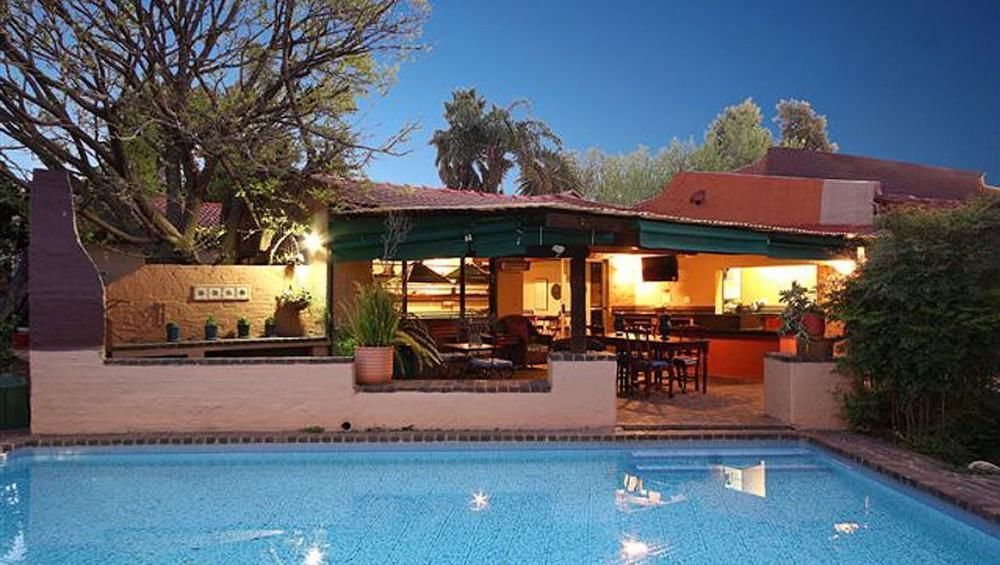 Charlie'S Spot - The Gardens Hotel Johannesburg Bagian luar foto