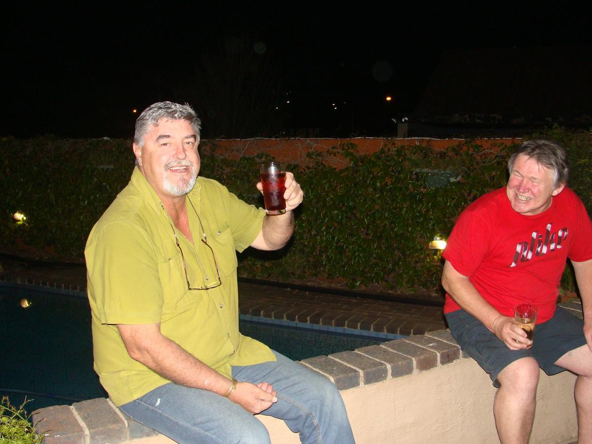 Charlie'S Spot - The Gardens Hotel Johannesburg Bagian luar foto